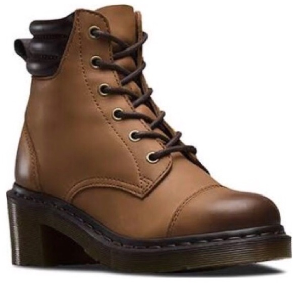 Dr. Martens Alexandra Boot🔥 - Picture 10 of 10